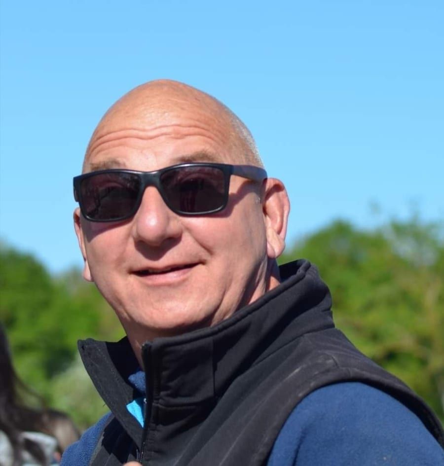 Profil de Naser